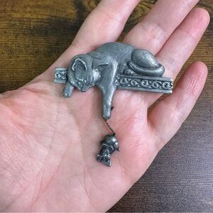 JJ Jonette Jewelry Cat and Mouse Pewter Brooch Pin Vintage 1980’s